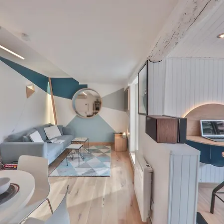 Belle Surprise Coeur De Ville, Cosy Avec Terrasse 아파트 칸느