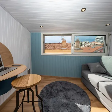 Belle Surprise Coeur De Ville, Cosy Avec Terrasse *