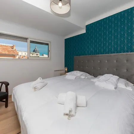 Belle Surprise Coeur De Ville, Cosy Avec Terrasse