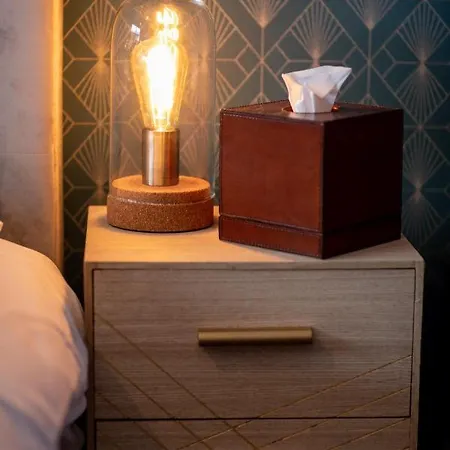 Belle Surprise Coeur De Ville, Cosy Avec Terrasse *