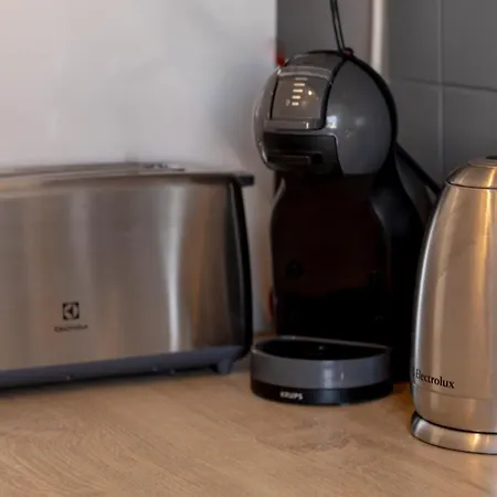 Belle Surprise Coeur De Ville, Cosy Avec Terrasse 아파트 *